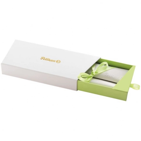 Ручка перьевая Pelikan Elegance Classic M200 (PL815307) Pastel Green F перо сталь нержавеющая подар.кор. фото 2